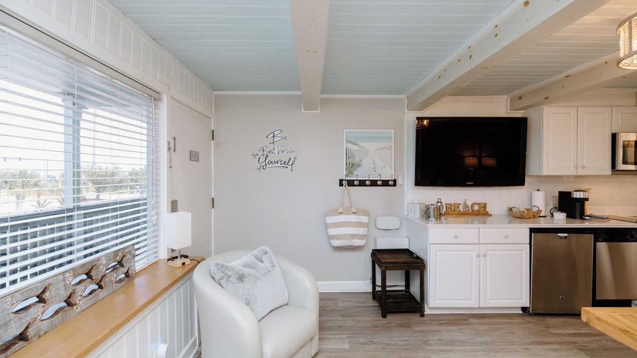 Photo of Livingroom in Airlie