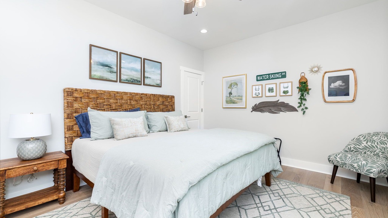 Photo of Bedroom in Wise