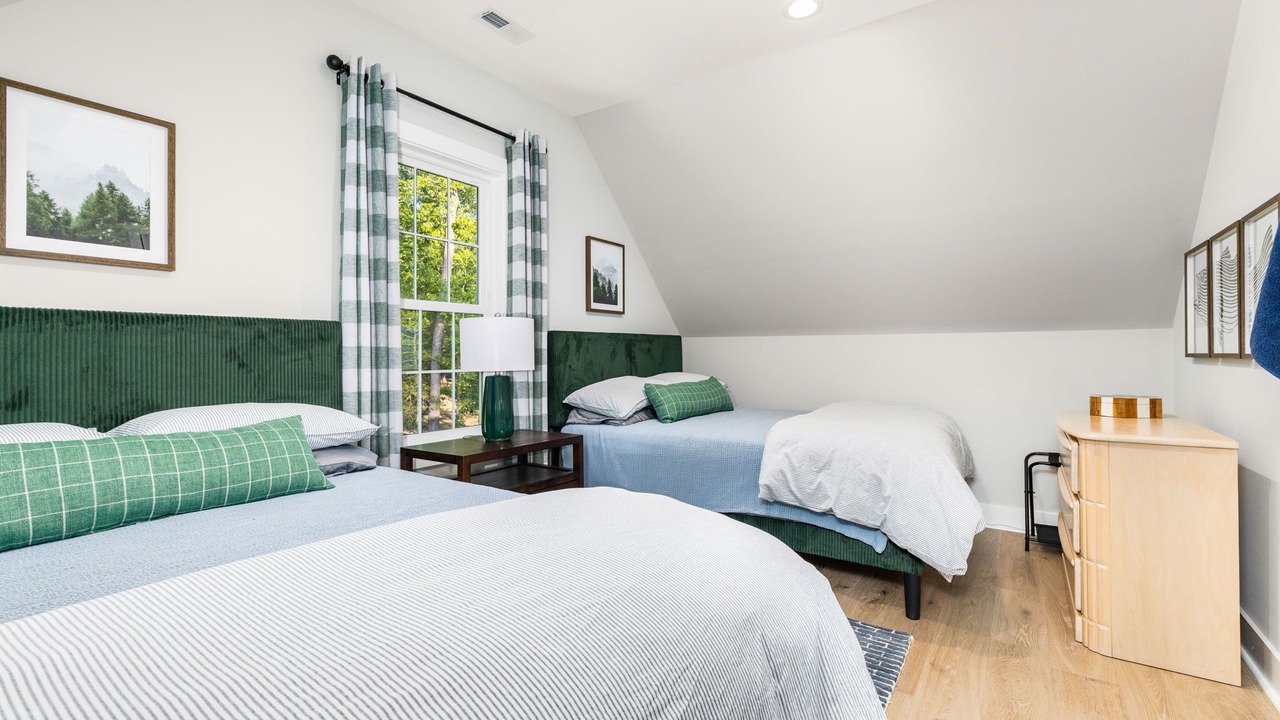Photo of Bedroom in Wise