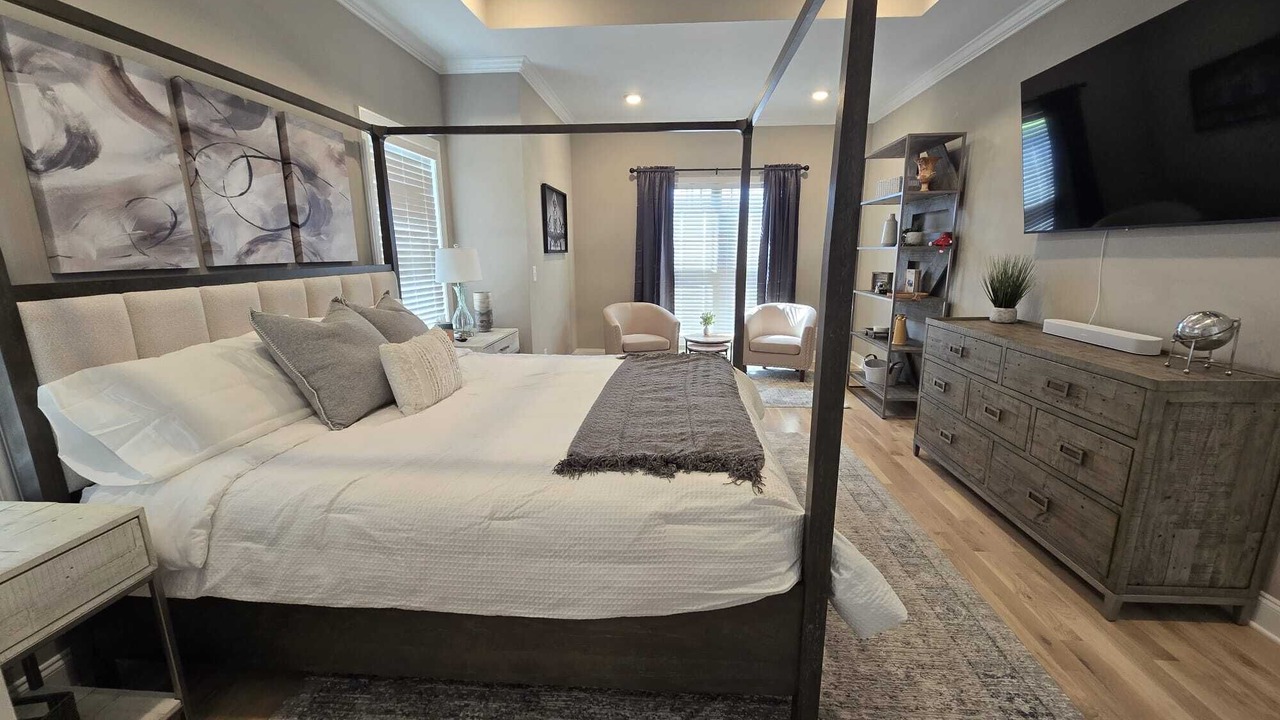 Photo of Bedroom in Gallatin