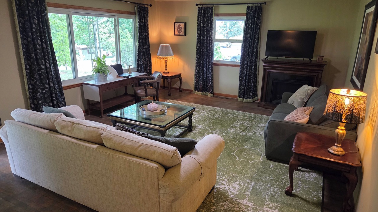 Photo of Livingroom in Mount Vernon