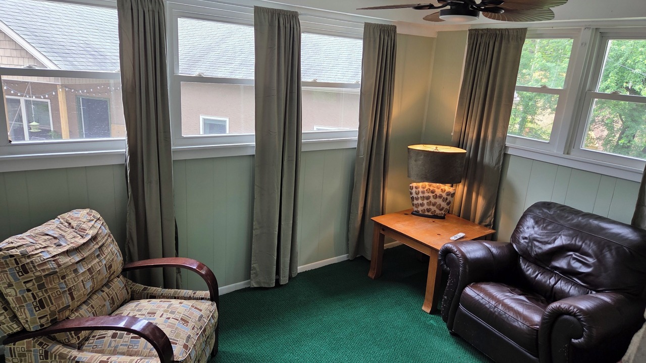 Photo of Livingroom in Mount Vernon
