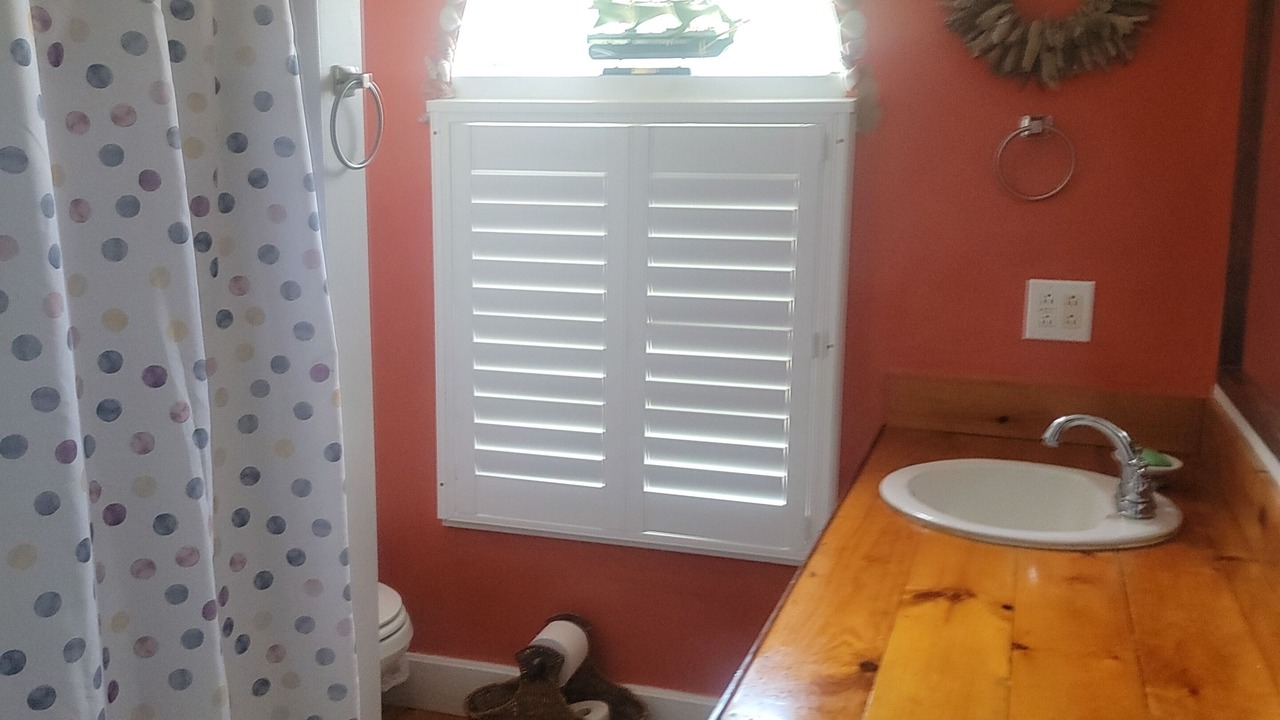 Photo of Bathroom in Oriental