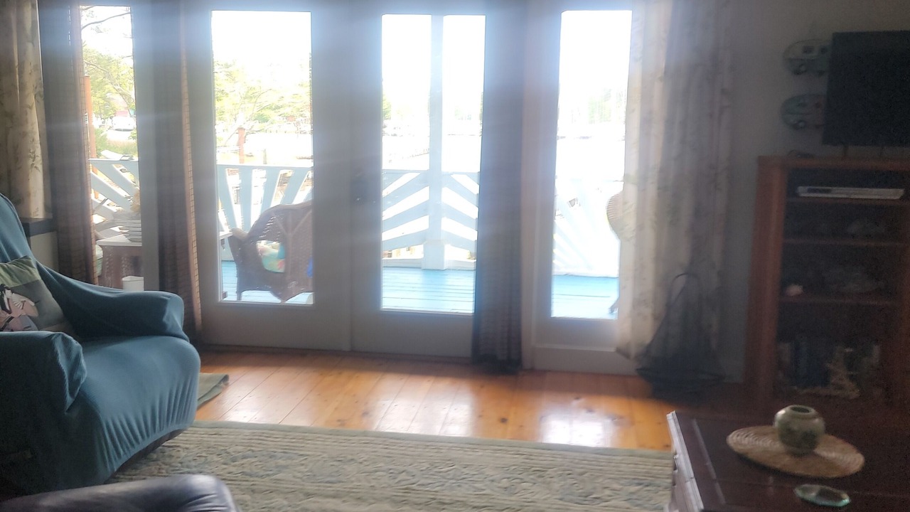 Photo of Livingroom in Oriental