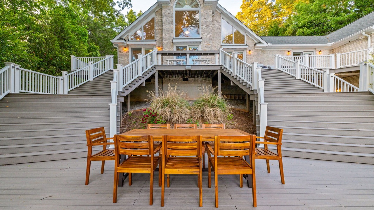 Photo of Outdoor in Bracey