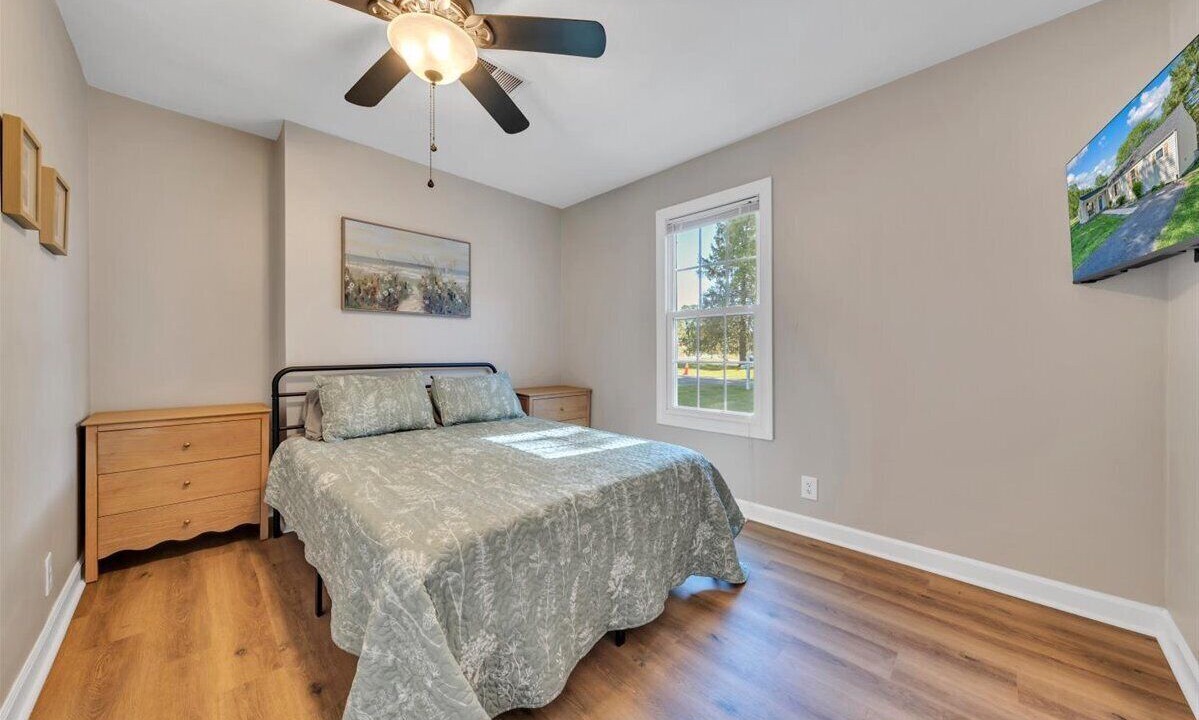 Photo of Bedroom in Daleville
