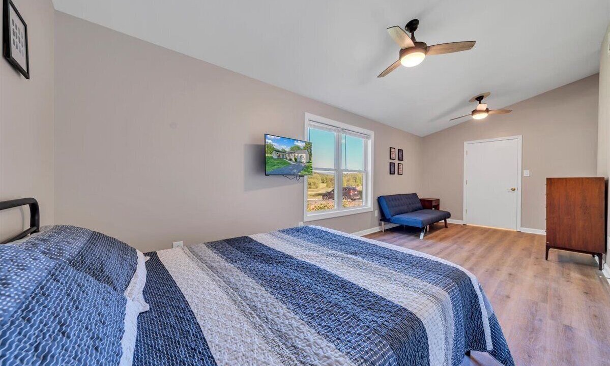Photo of Bedroom in Daleville