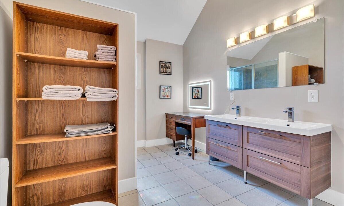 Photo of Bathroom in Daleville