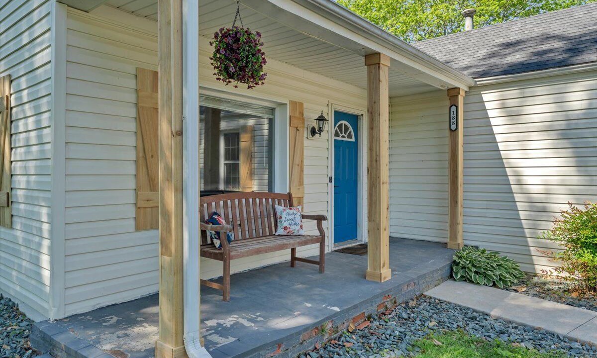 Photo of Patio Balcony in Daleville