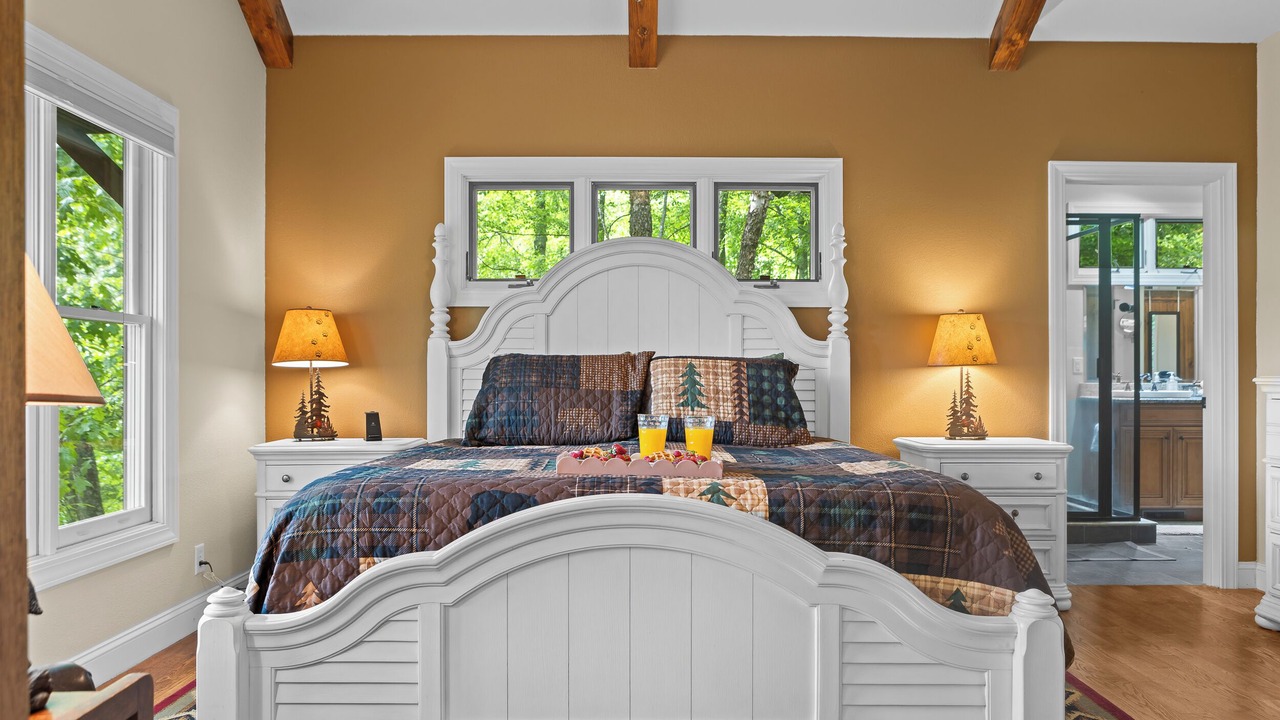 Photo of Bedroom in Maggie Valley