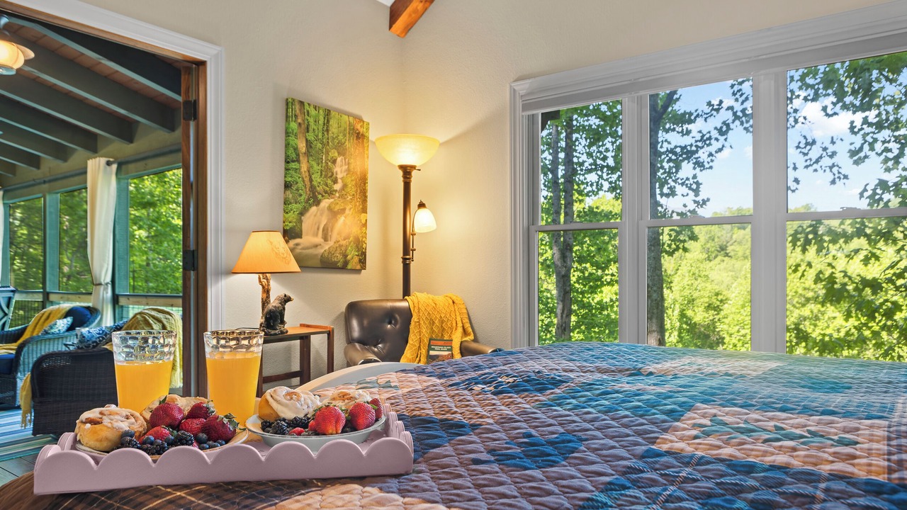 Photo of Bedroom in Maggie Valley