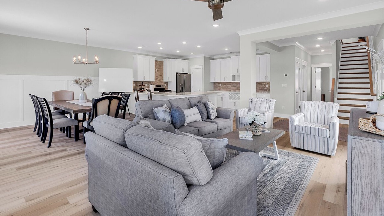 Photo of Livingroom in Longs