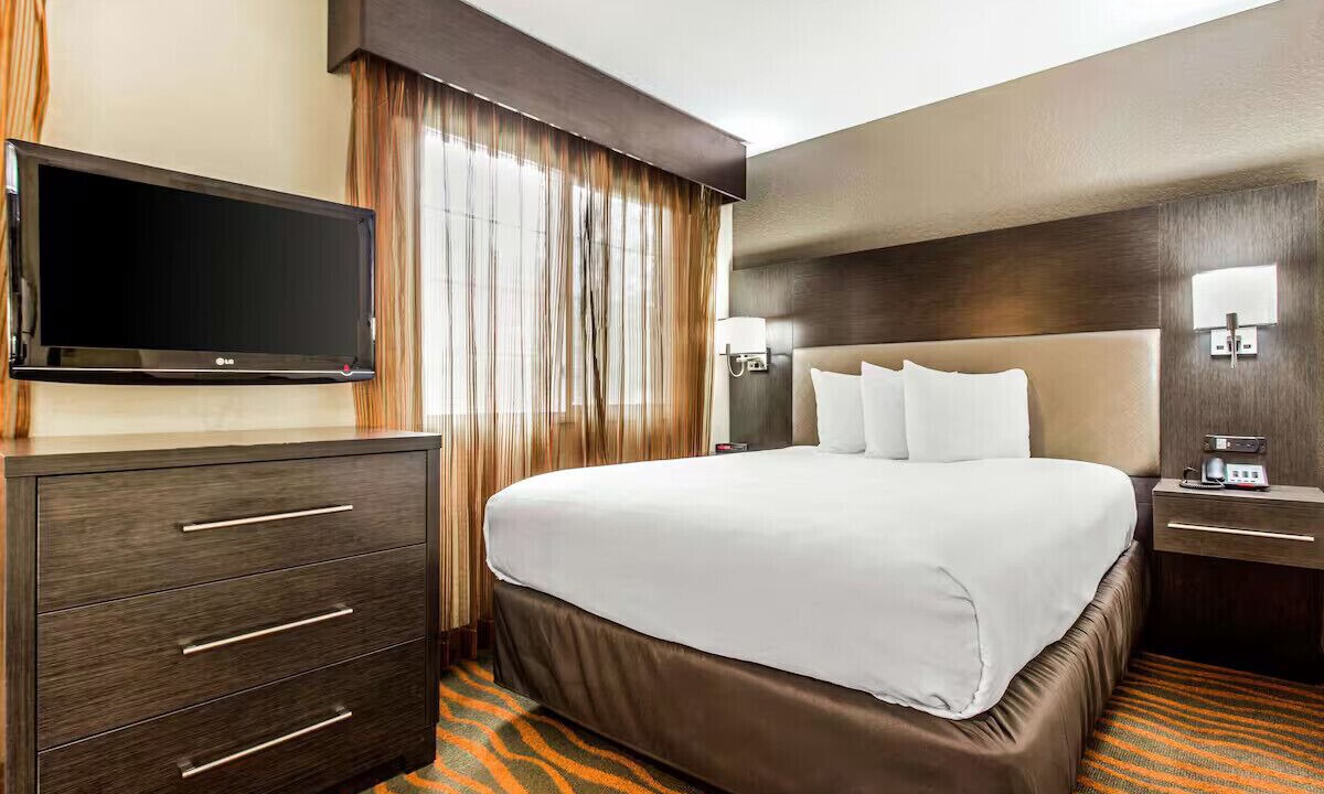 Photo of Bedroom in Greenville - Spartanburg
