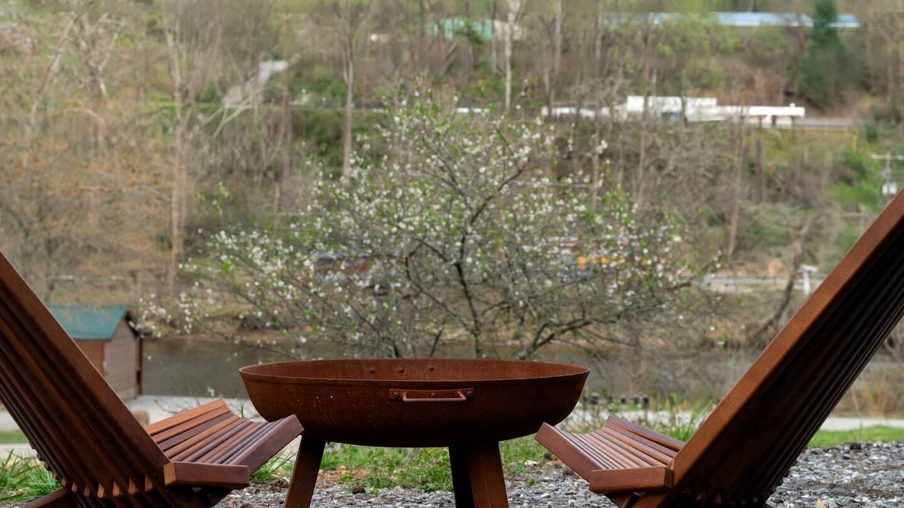 Photo of Outdoor in Sylva