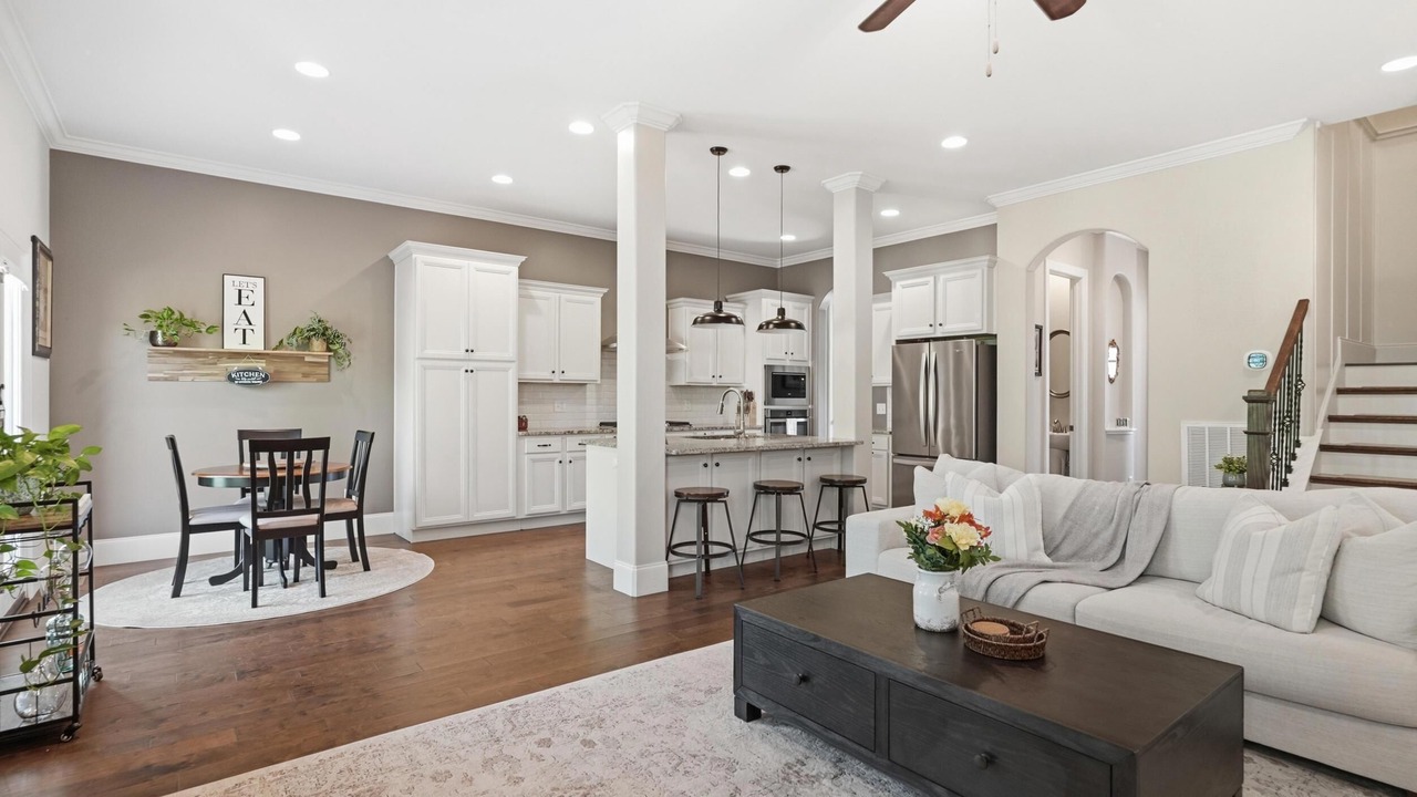 Photo of Livingroom in Hendersonville