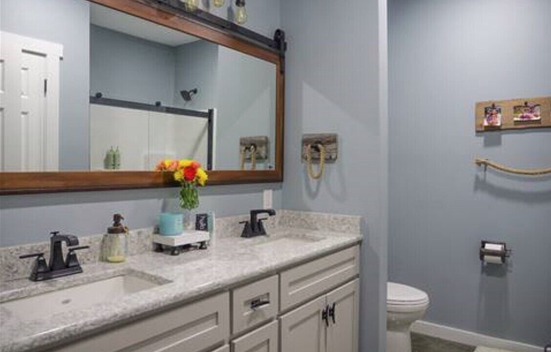 Photo of Bathroom in Falls of Rough