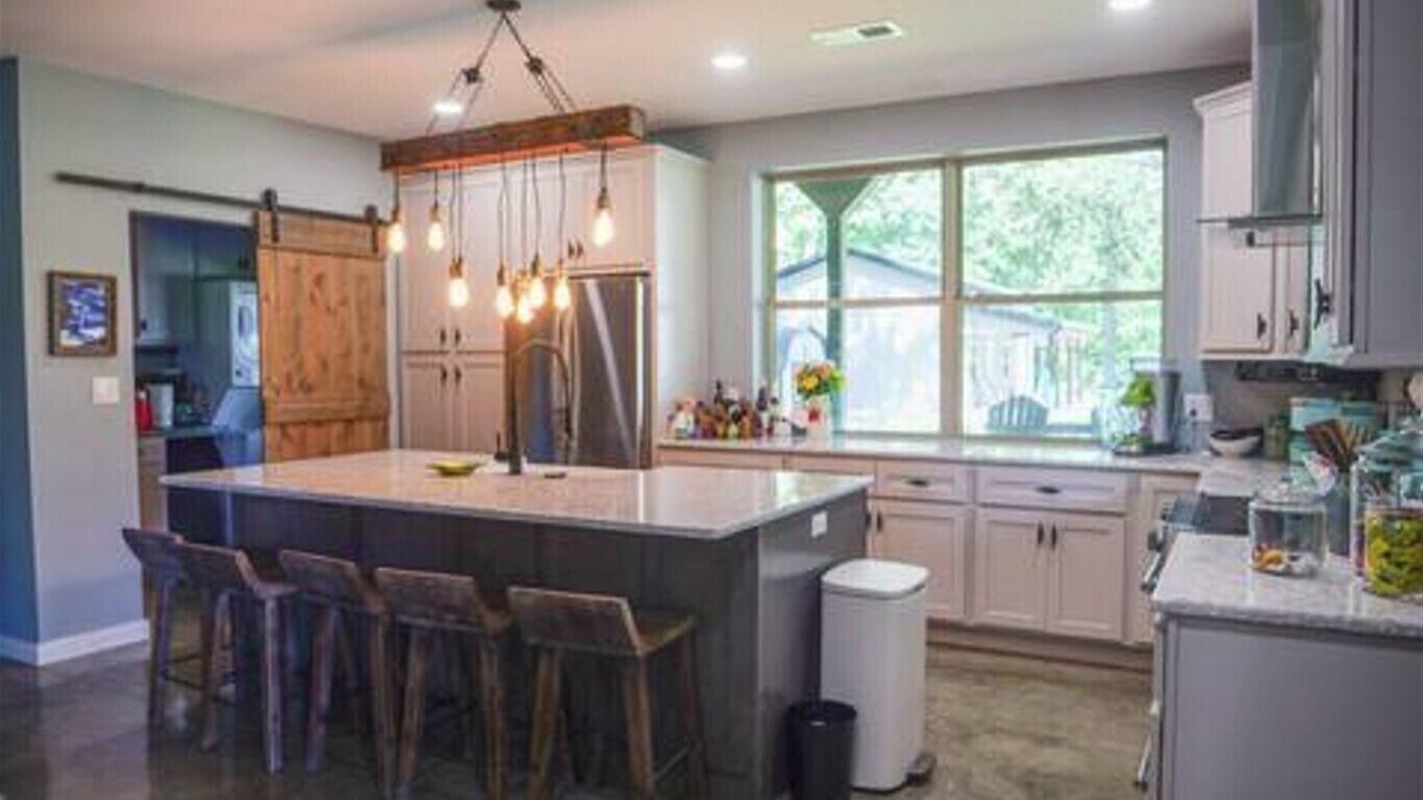 Photo of Kitchen in Falls of Rough