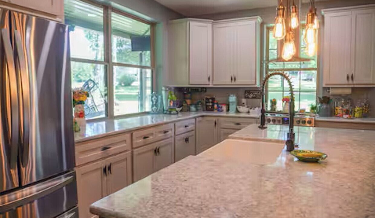 Photo of Kitchen in Falls of Rough