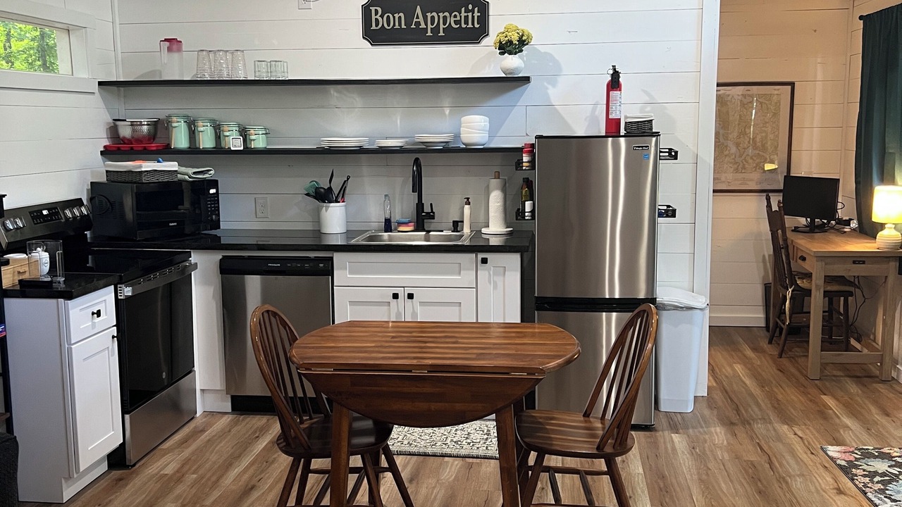 Photo of Kitchen in Byrdstown