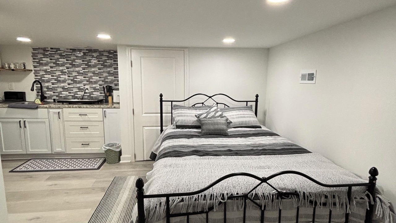 Photo of Bedroom in Taylors