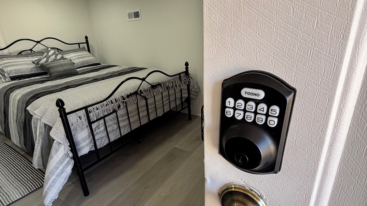 Photo of Bedroom in Taylors