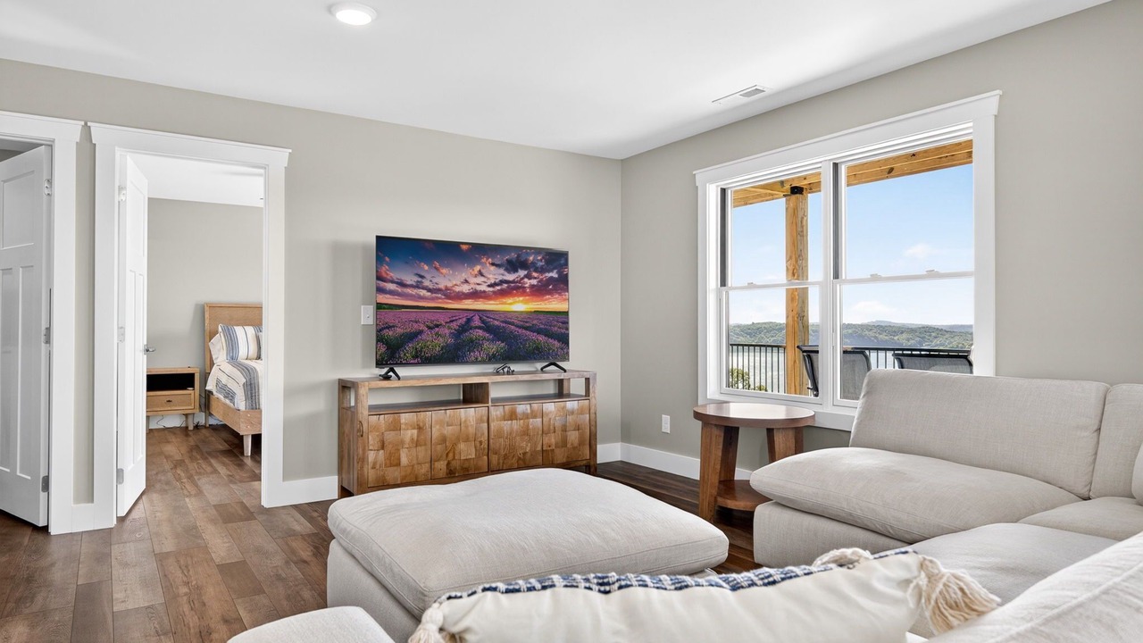 Photo of Livingroom in Byrdstown