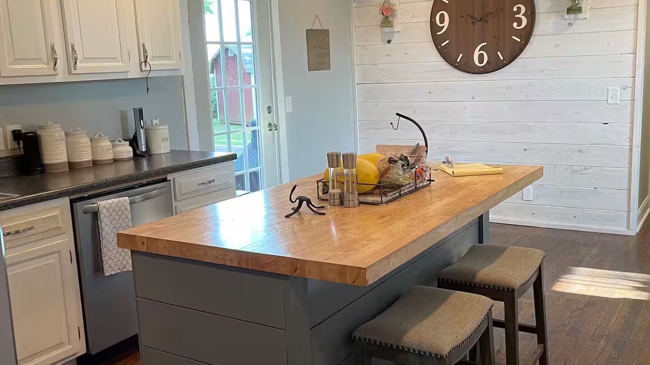 Photo of Kitchen in Hendersonville