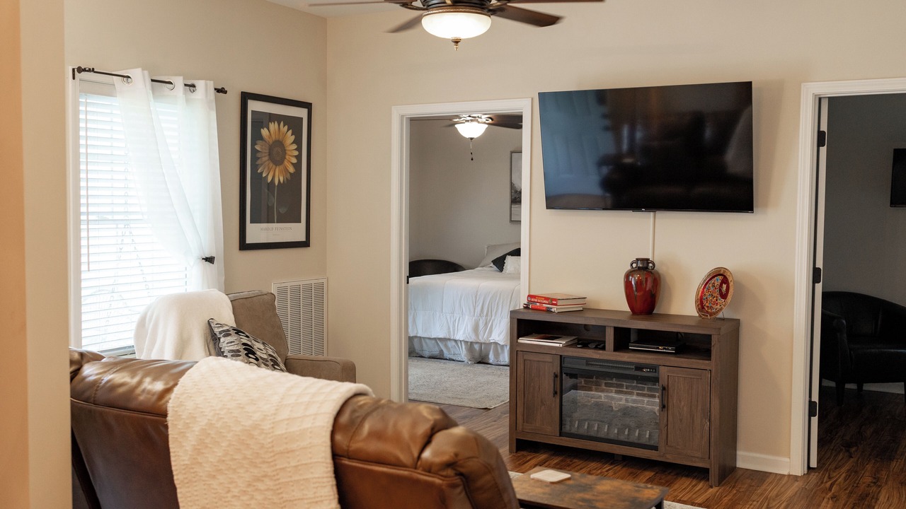 Photo of Livingroom in Adamsville