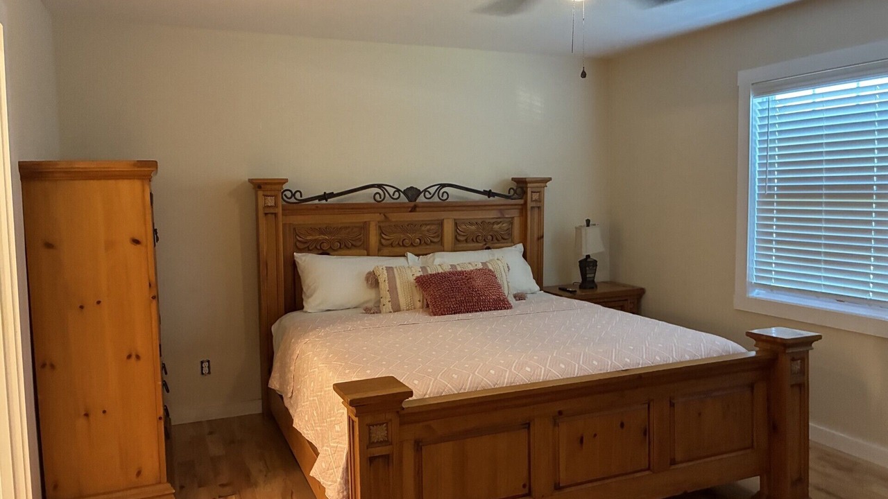 Photo of Bedroom in Bee Spring