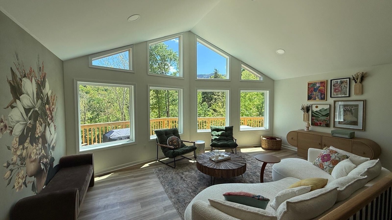 Photo of Livingroom in Bentonville