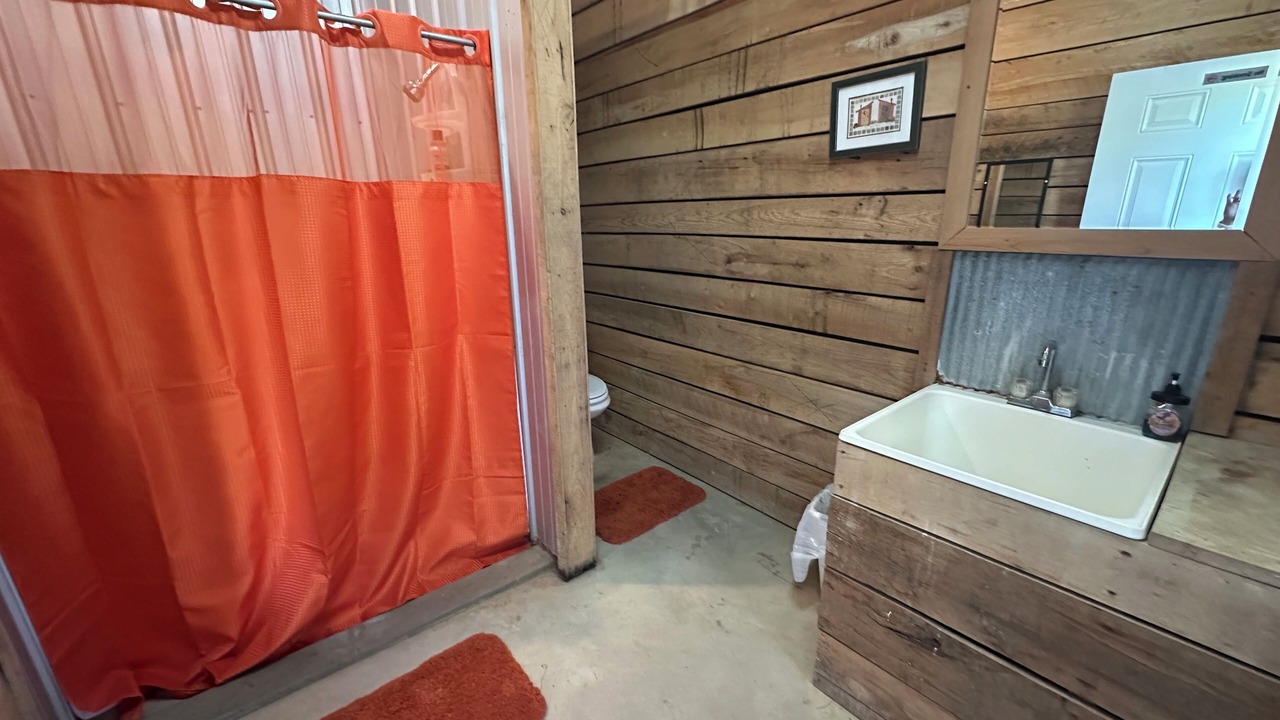 Photo of Bathroom in Winona