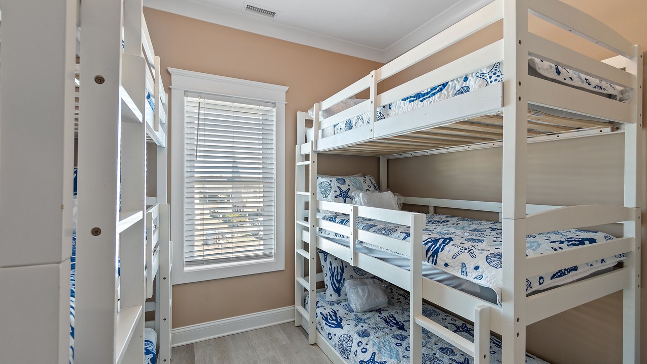 Photo of Bedroom in Long Beach
