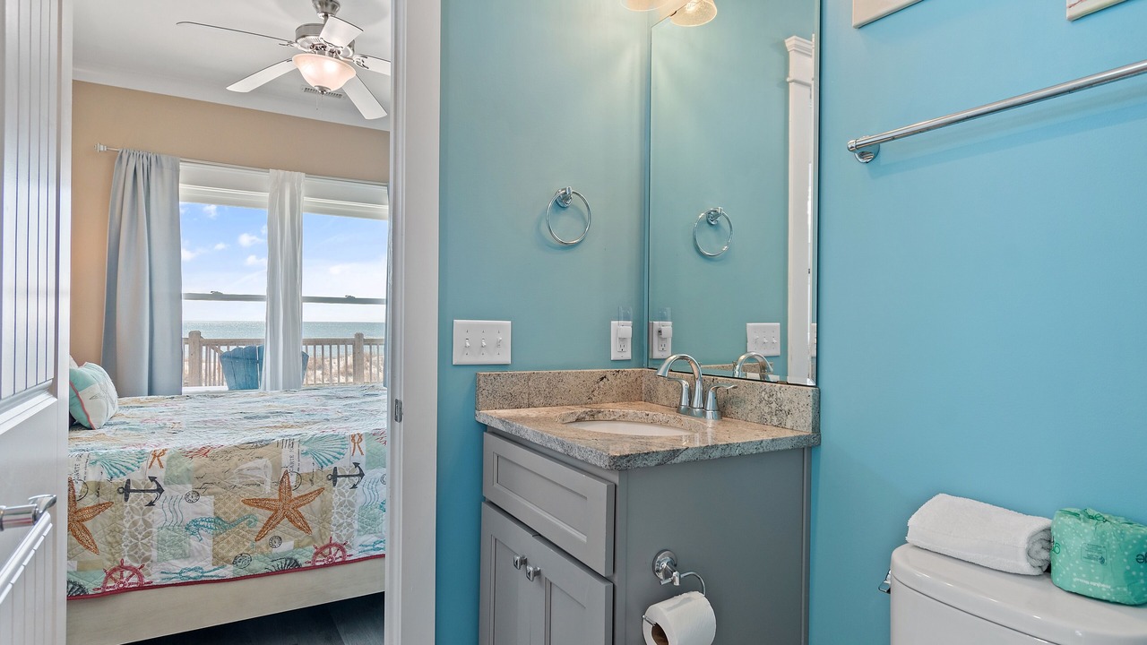 Photo of Bathroom in Long Beach