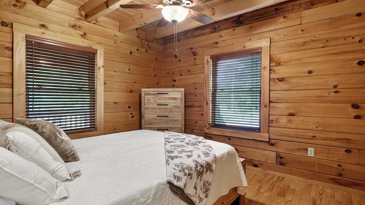 Photo of Bedroom in Leitchfield
