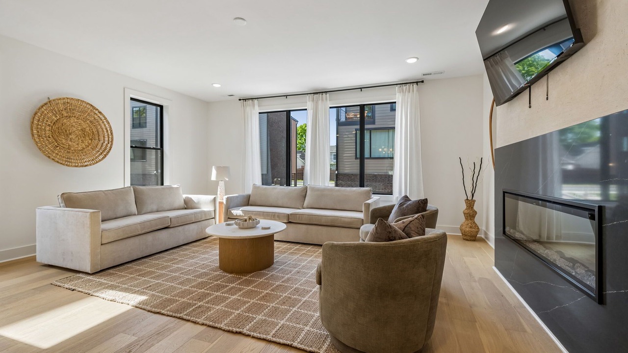 Photo of Bedroom in Hurwood Heights