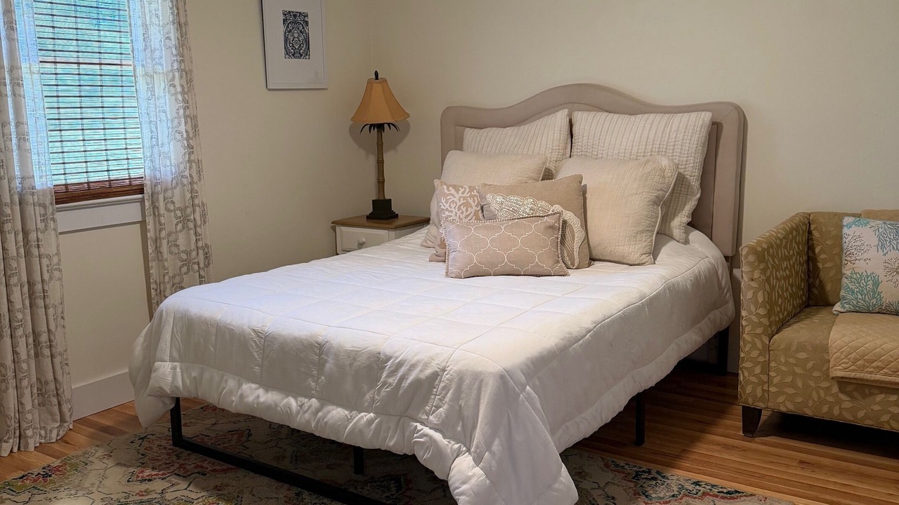 Photo of Bedroom in Wanchese