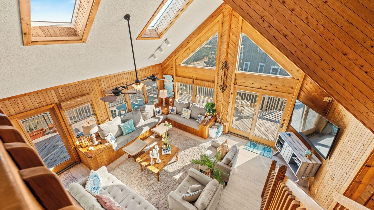 Photo of Livingroom in Avon