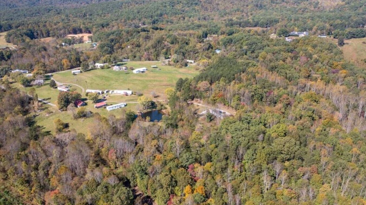 Photo of Outdoor in Burnt Chimney
