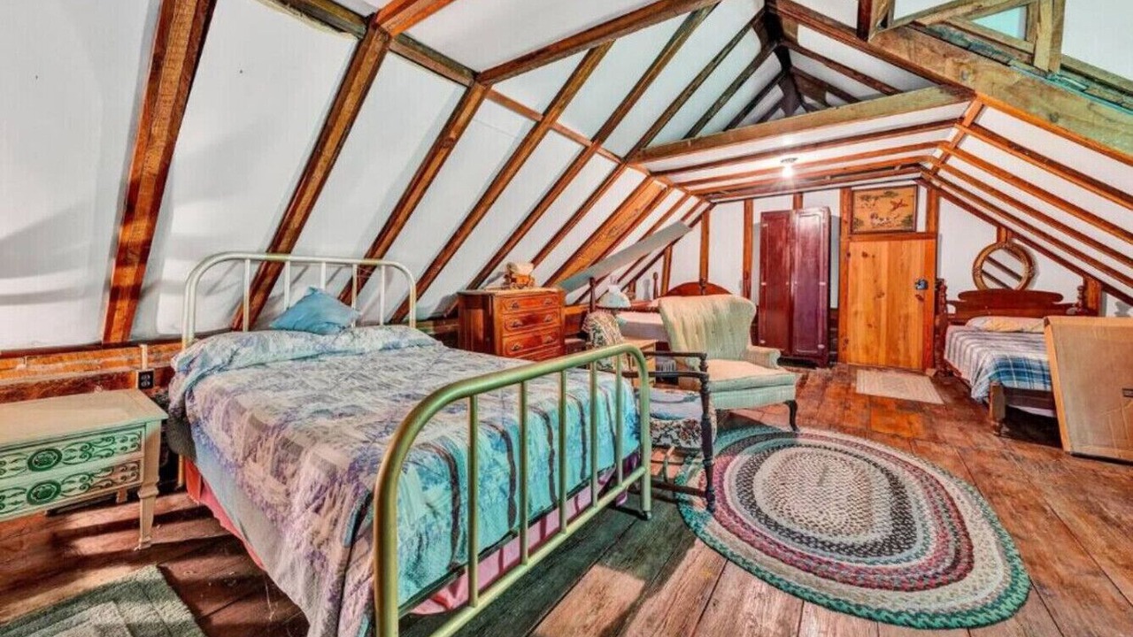 Photo of Bedroom in Burnt Chimney
