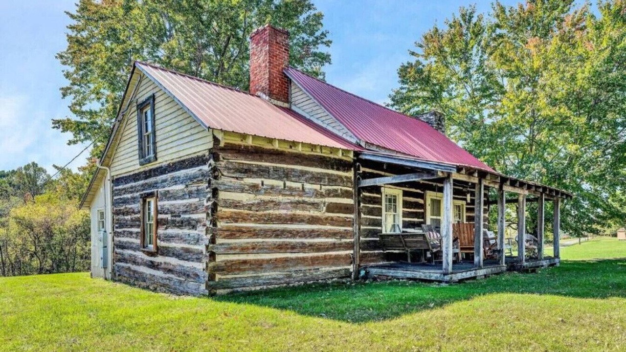 Photo of Outdoor in Burnt Chimney