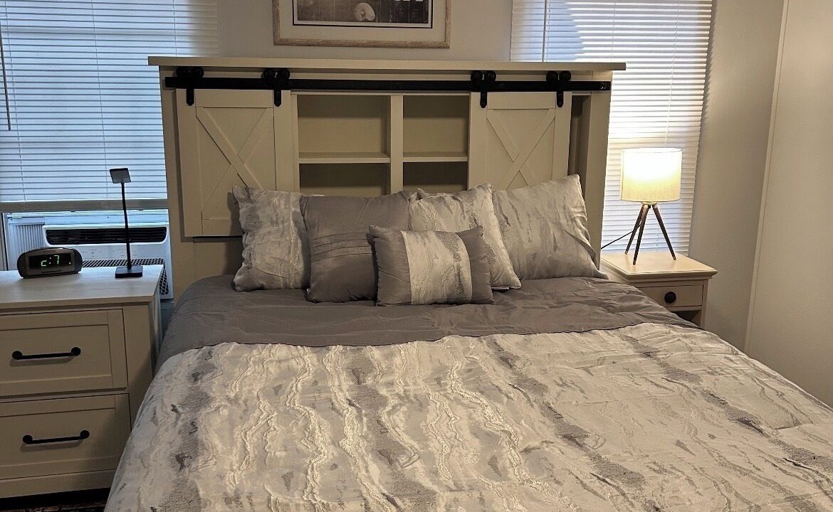 Photo of Bedroom in Myrtle Grove