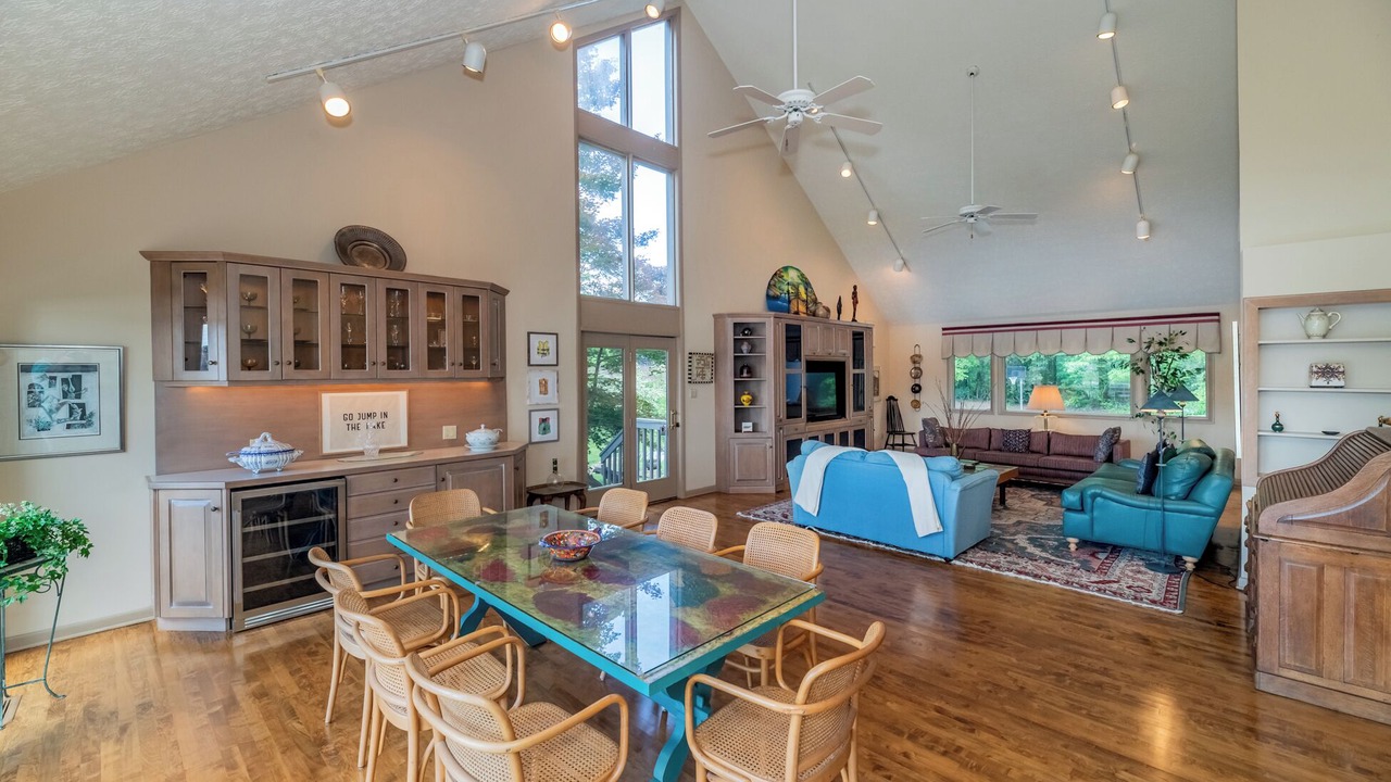 Photo of Livingroom in Mount Vernon