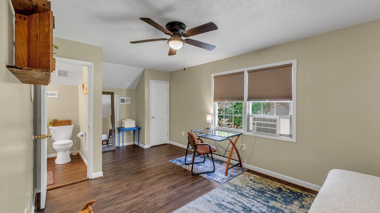Photo of Bedroom in Bellepoint