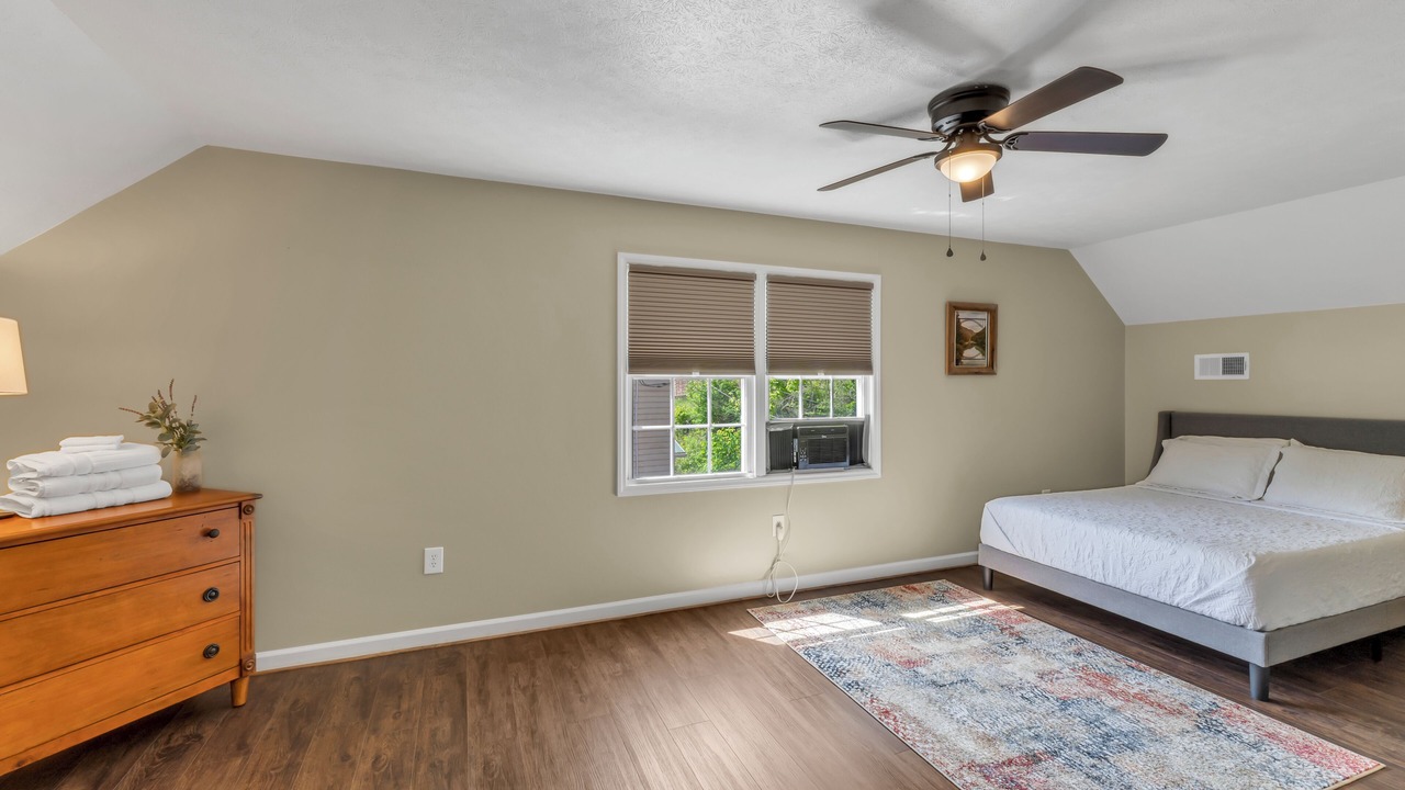 Photo of Bedroom in Bellepoint