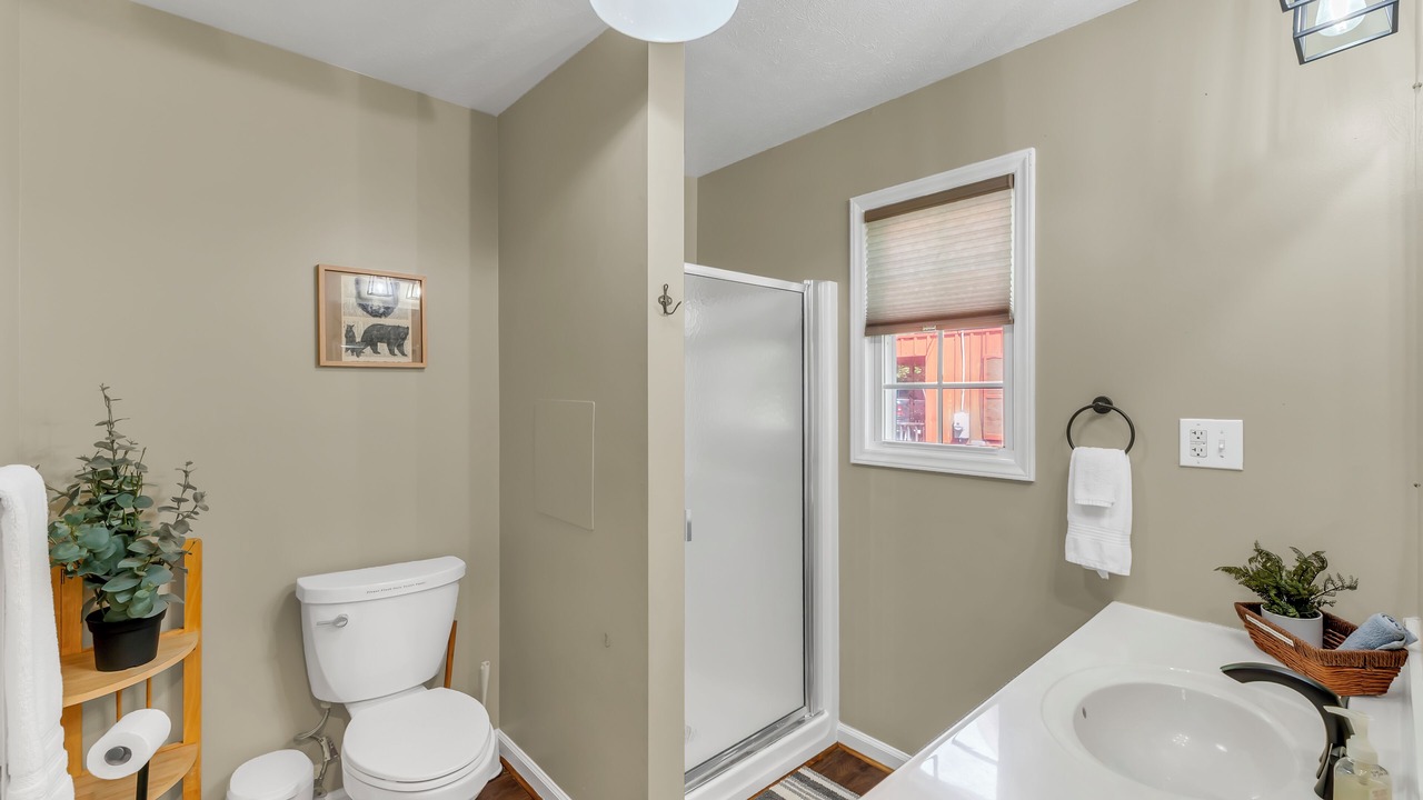 Photo of Bathroom in Bellepoint