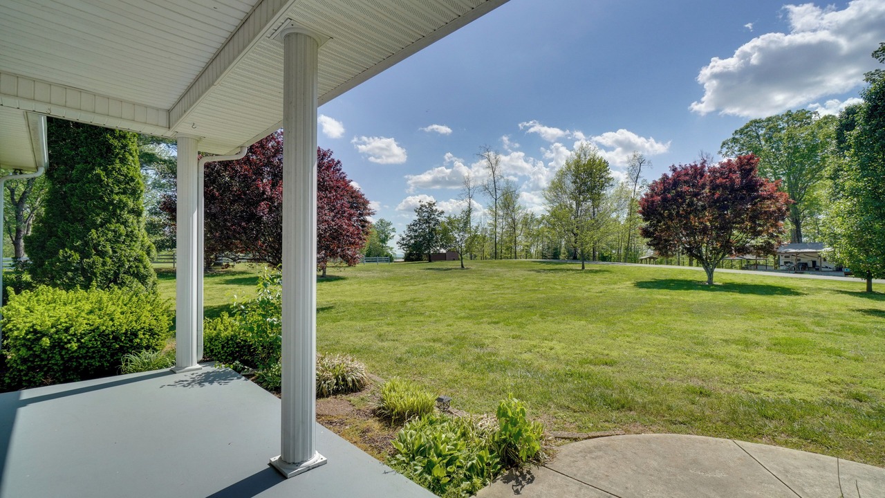 Photo of Outdoor in Byrdstown