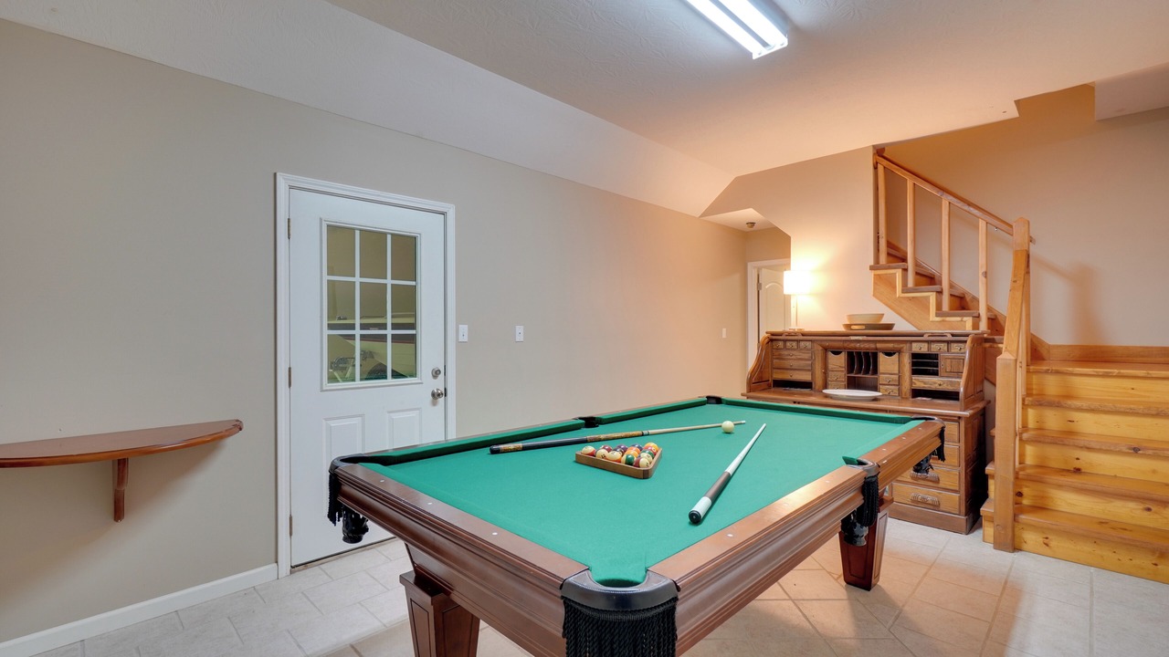 Photo of Bedroom in Byrdstown