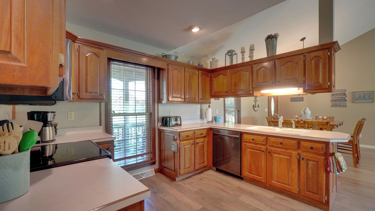 Photo of Kitchen in Byrdstown