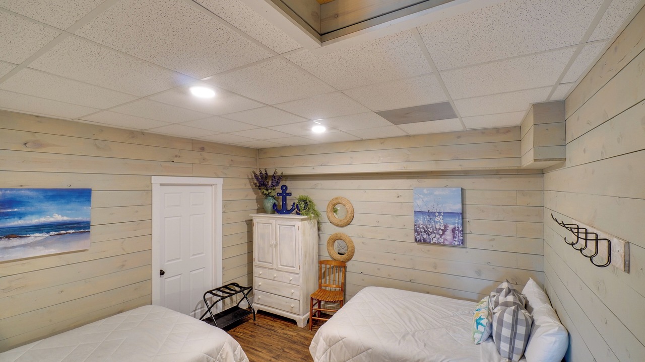 Photo of Bedroom in Byrdstown