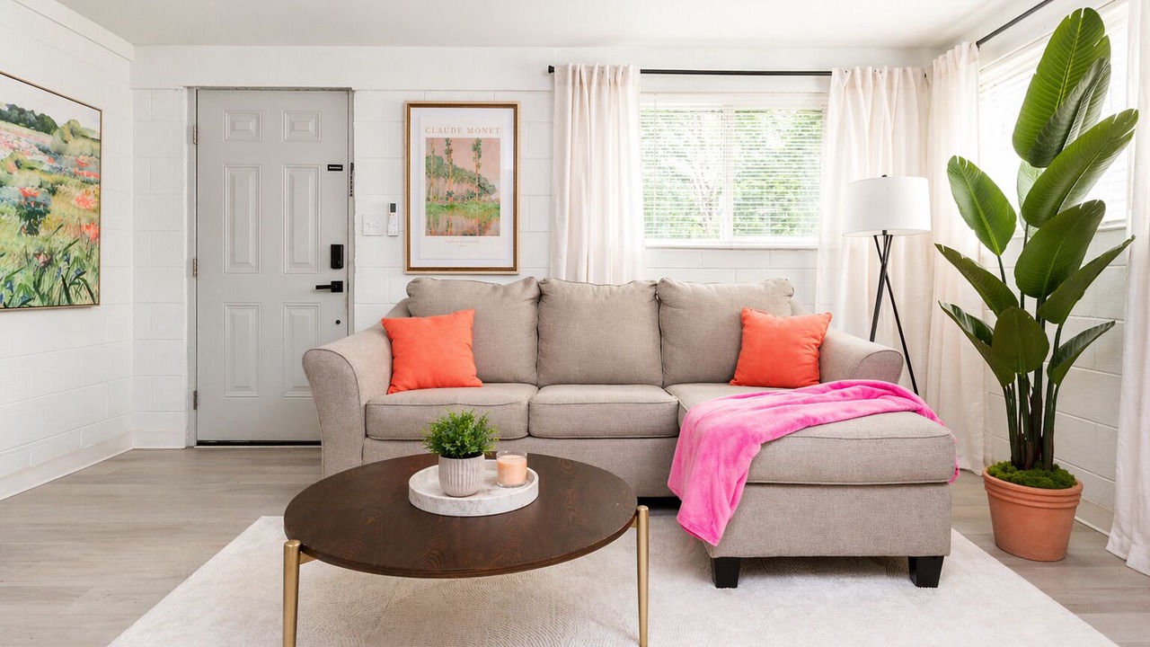 Photo of Livingroom in Fuquay-Varina